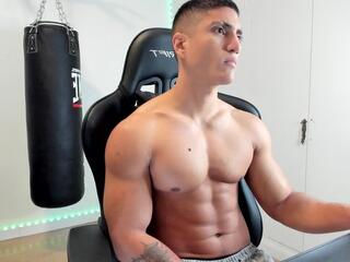 Steve Coopeer webcam model stream image