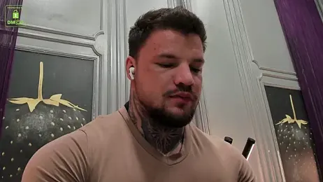 OliverSport webcam model stream image