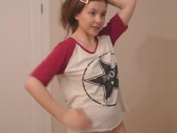 tiny_miracle webcam chaturbate model stream image