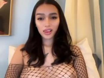 _agatha69_ webcam model stream image