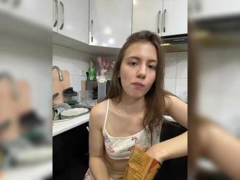 Milka_Crystal webcam bongacams model stream image