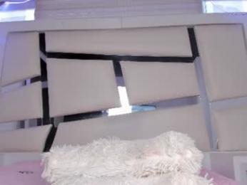 chrystal_jade webcam model stream image