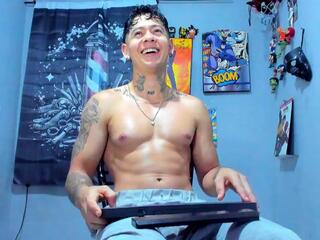 Alam Johnson webcam model stream image