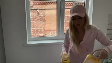 Naughtyblondex webcam model stream image