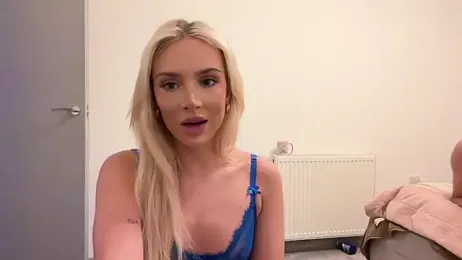 Naughtyblondex webcam model stream image