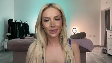 Naughtyblondex webcam model stream image