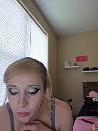 AmethystFoxx webcam model stream image