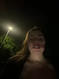 EllyNora webcam model stream image