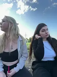 EllyNora webcam model stream image