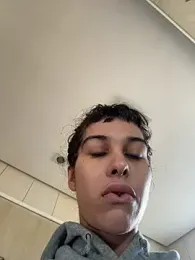 Nikatsu webcam model stream image