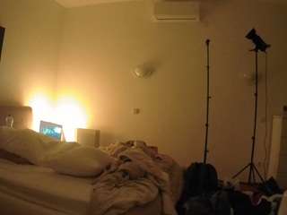 voyeurcam-julmodels-reallife-2 webcam model stream image
