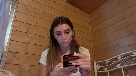 perrine_offf webcam model stream image