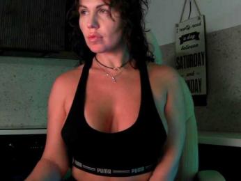Mashulya29 webcam model stream image