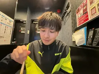 yuuki8910 webcam model stream image