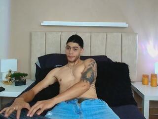 Stiven Lisboa webcam model stream image