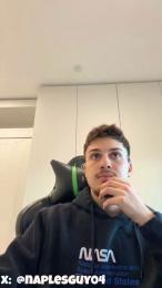 Hank_04 webcam cam4 model stream image