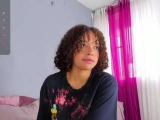 mollyybloom webcam model stream image