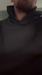 Leoo322 webcam model stream image