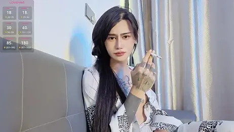 Rainbow-sweet webcam model stream image