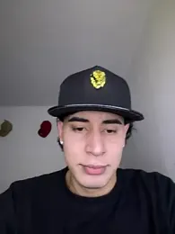 Maximuz1920 webcam model stream image
