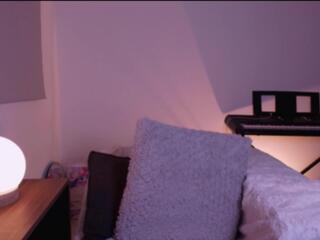 Sky Writer webcam model stream image