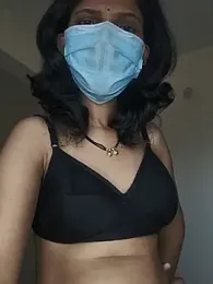 Shivani2002 webcam model stream image
