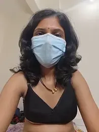 Shivani2002 webcam model stream image
