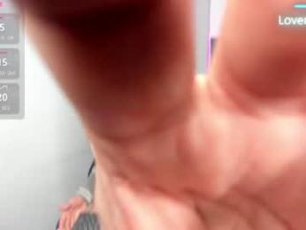 scarletcherry18 webcam model stream image