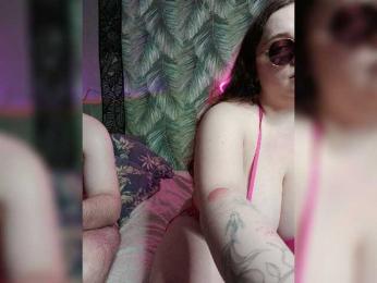 Red-rooms webcam model stream image