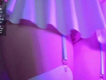 Victoria- webcam model stream image