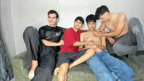 pelusos_mens webcam stripchat model stream image