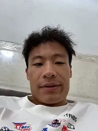 Mr_iphone11 webcam model stream image