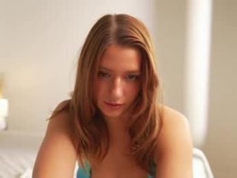 villanelle_l webcam model stream image