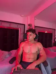 MR_MUSCLE webcam model stream image