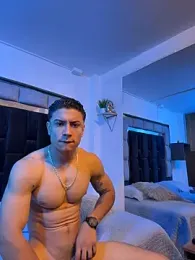 MR_MUSCLE webcam stripchat model stream image