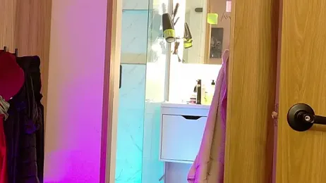 LovesKingdom webcam model stream image