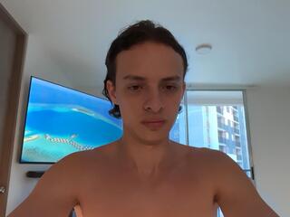 Walker Brown webcam flirt4free model stream image