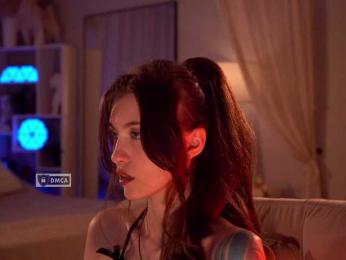 HoneyCherry webcam model stream image