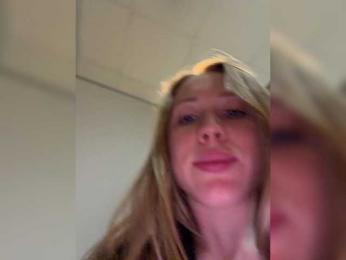 LiiBaby webcam model stream image