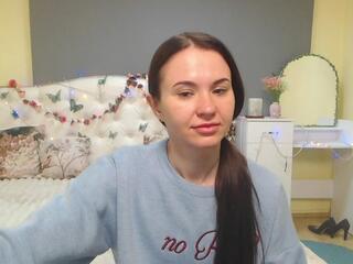 Kara Bliss webcam model stream image