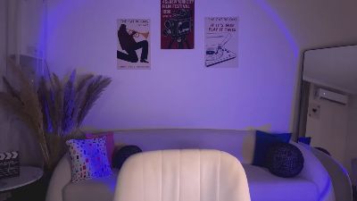 LexieVaka webcam model stream image