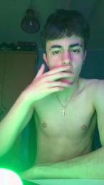 Alvaroguisan webcam model stream image