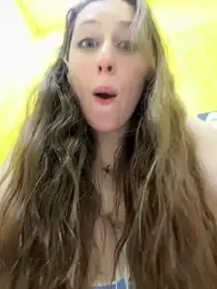 FroggyAnna webcam model stream image