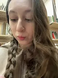 FroggyAnna webcam model stream image