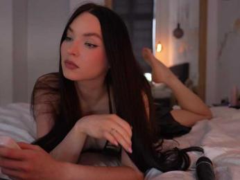 blackvelveet webcam bongacams model stream image