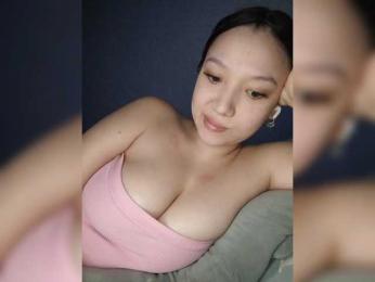 Goldlove1 webcam bongacams model stream image