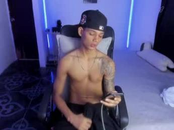 snak_master1 webcam chaturbate model stream image