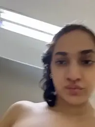 __amcutefatima webcam model stream image