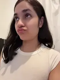 __amcutefatima webcam model stream image