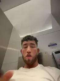 liam_bronw webcam model stream image